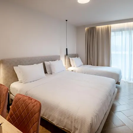 Ira - ηρα Szálloda