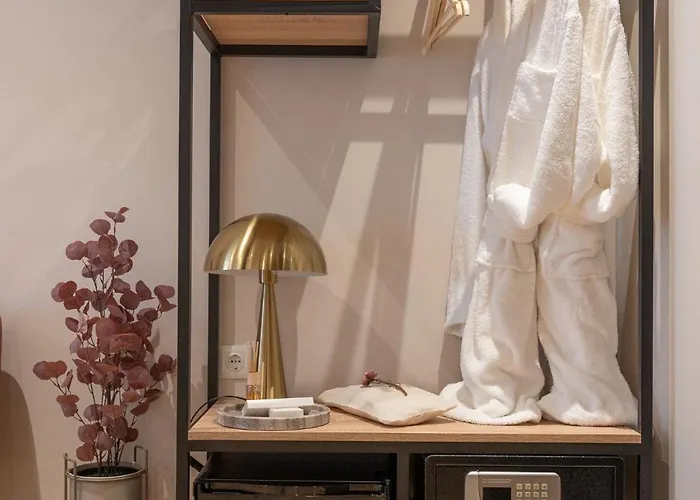 Ira - ηρα Szálloda