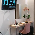 Ira - ηρα Hotel