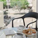 Ira - ηρα Hotel