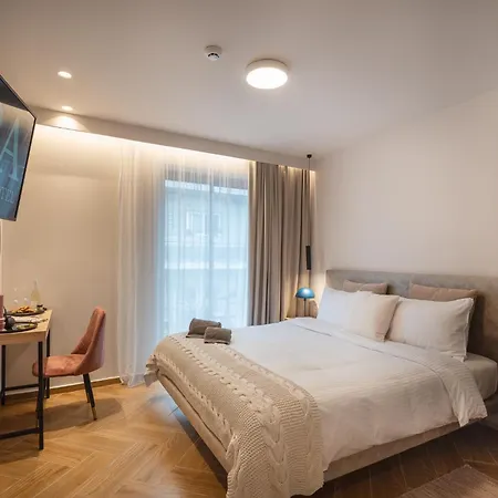 Ira - ηρα Καλαμάτα