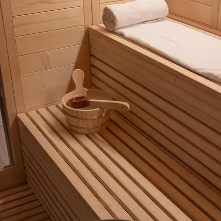 Ira - ηρα Καλαμάτα