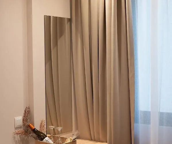 Ira - ηρα Otel