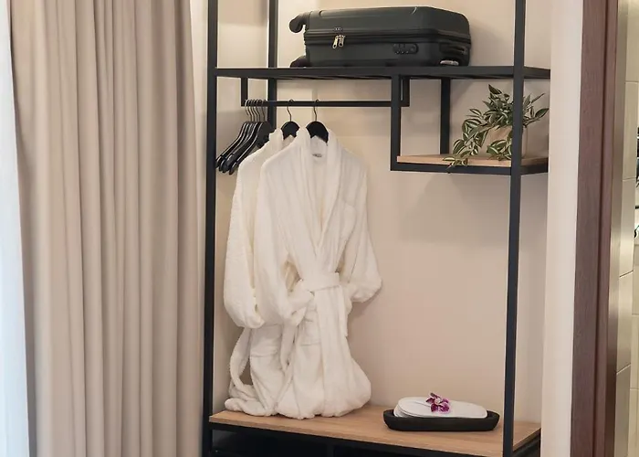 Hotel Ira - ηρα 4*